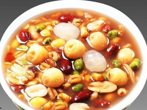 袁凯恋情爆料最新视频,甜蜜瞬间引网友热议  第3张