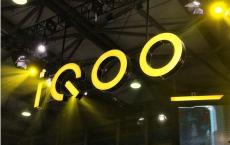 iqooz系列最新爆料,性能怪兽来袭，旗舰配置一览无遗  第1张